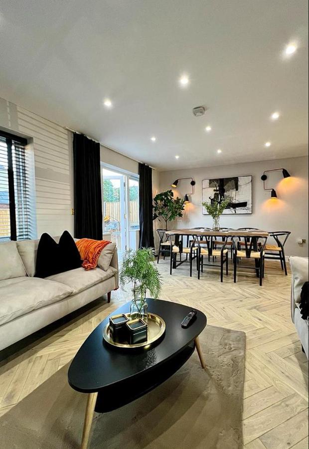 Charming 3-Bed House With 1 Parking Space Canterbury Dış mekan fotoğraf