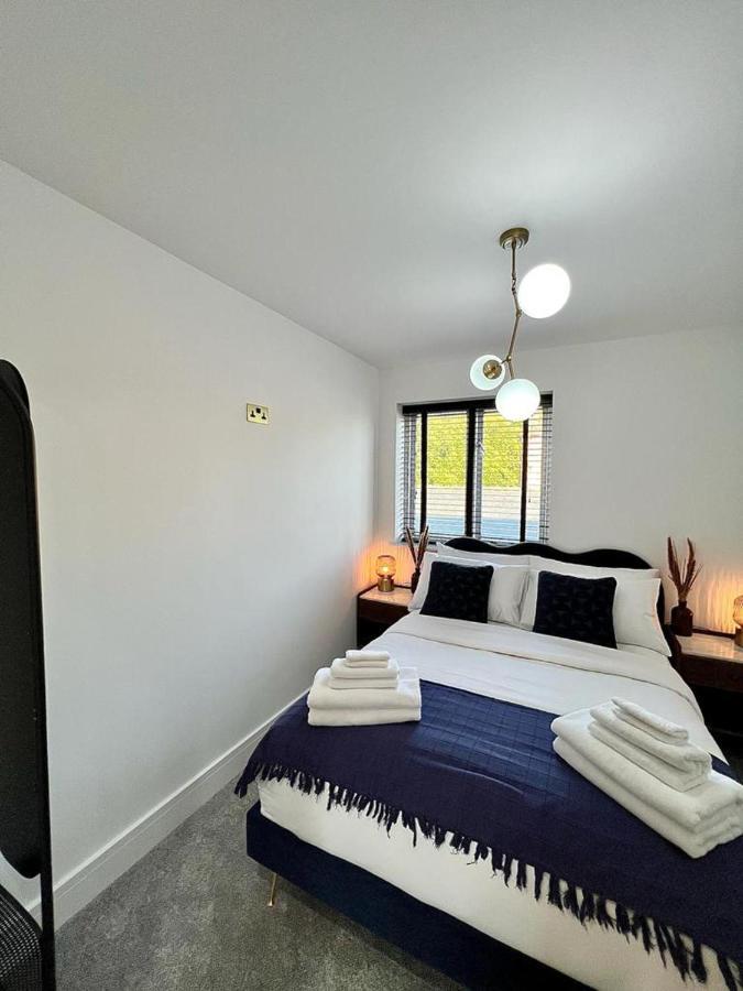 Charming 3-Bed House With 1 Parking Space Canterbury Dış mekan fotoğraf