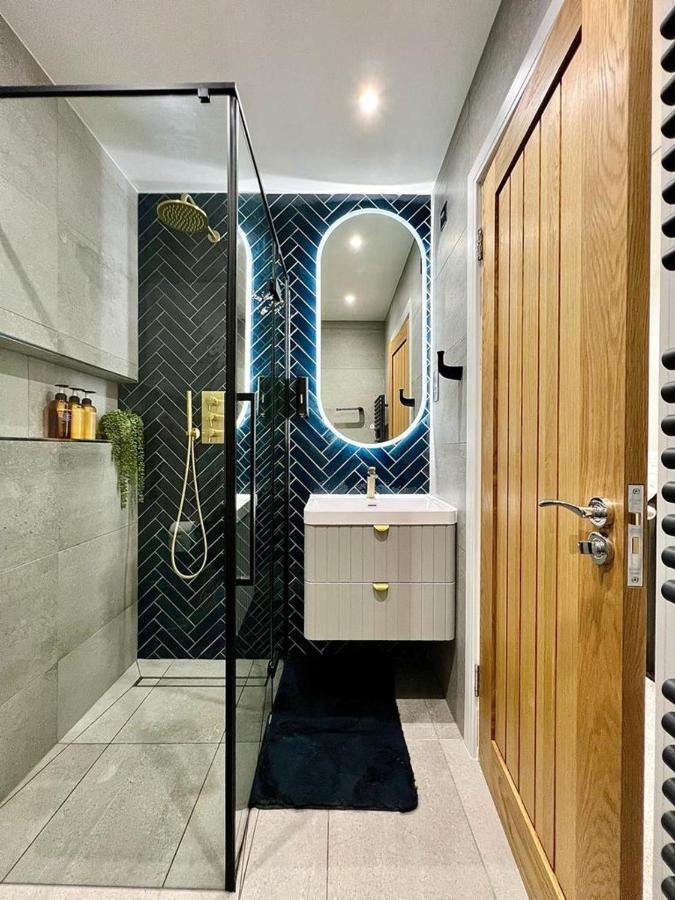 Charming 3-Bed House With 1 Parking Space Canterbury Dış mekan fotoğraf