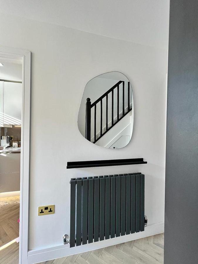 Charming 3-Bed House With 1 Parking Space Canterbury Dış mekan fotoğraf